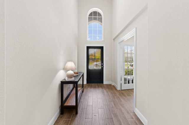 12114 Champions Forest Drive, Mont Belvieu, TX 77535