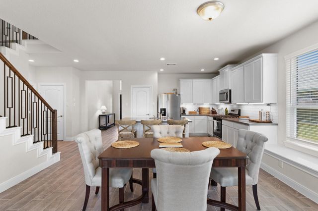 12114 Champions Forest Drive, Mont Belvieu, TX 77535