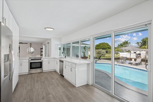 1921 NW 31st Court, Oakland Park, FL 33309