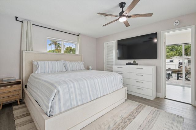 1921 NW 31st Court, Oakland Park, FL 33309