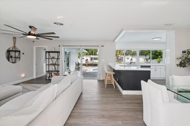 1921 NW 31st Court, Oakland Park, FL 33309