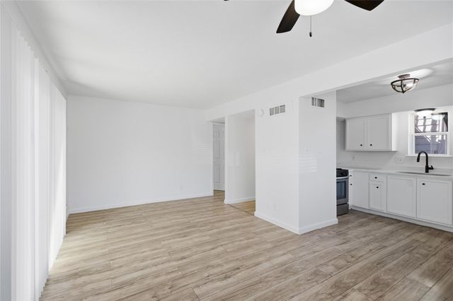 2705 Windswept CV 101, Austin, TX 78745