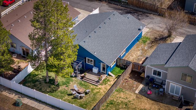 51287 Riley Lane, La Pine, OR 97739