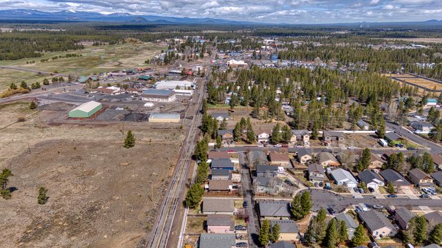 51287 Riley Lane, La Pine, OR 97739
