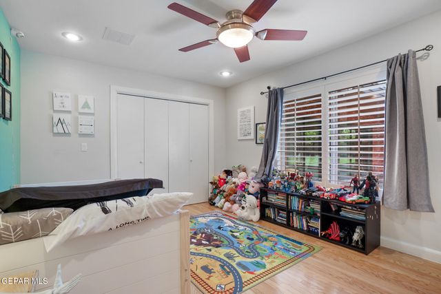 4006 FLAMINGO Drive, El Paso, TX 79902