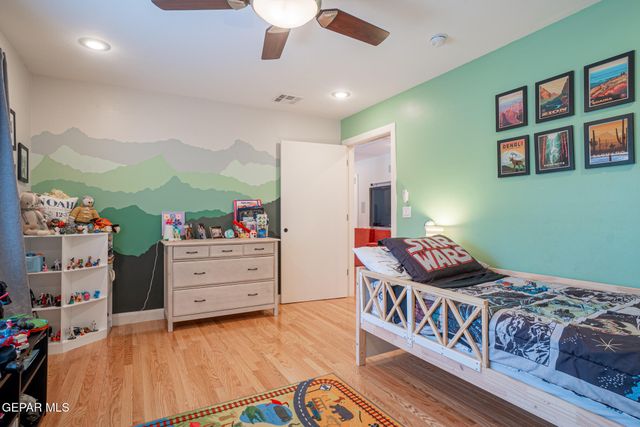 4006 FLAMINGO Drive, El Paso, TX 79902