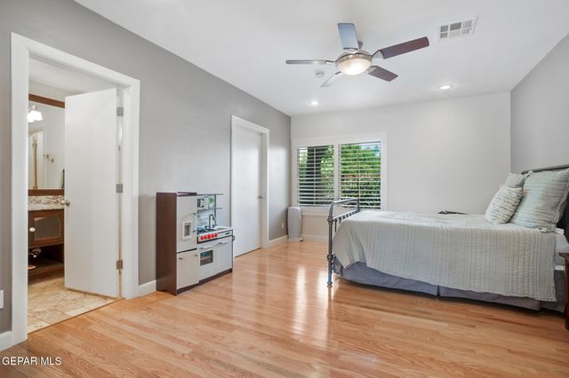 4006 FLAMINGO Drive, El Paso, TX 79902
