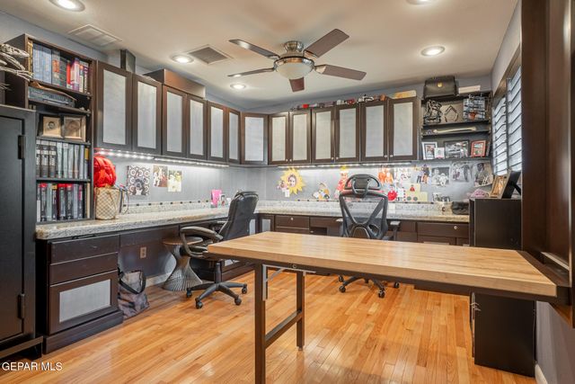 4006 FLAMINGO Drive, El Paso, TX 79902
