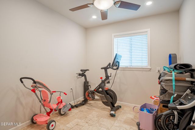 4006 FLAMINGO Drive, El Paso, TX 79902