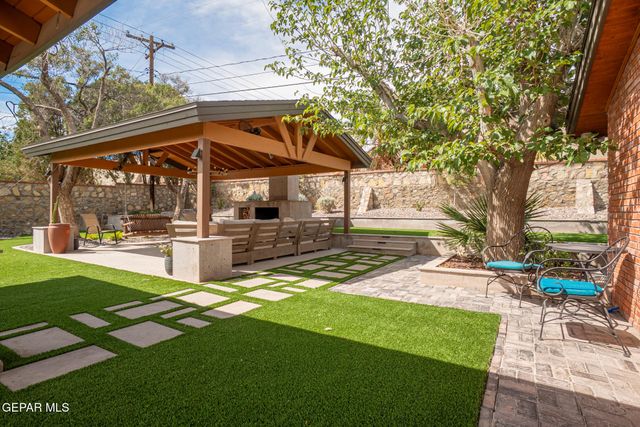 4006 FLAMINGO Drive, El Paso, TX 79902