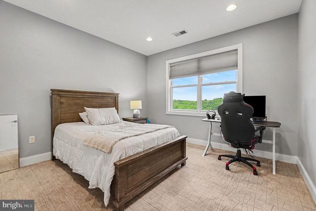 6551 RED TOP RD, Harrisburg, PA 17111