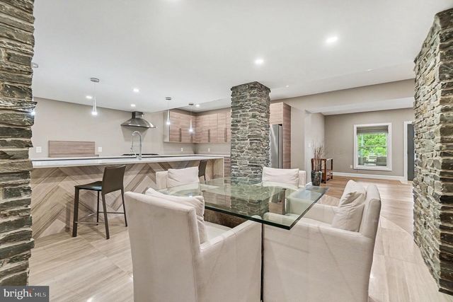 6551 RED TOP RD, Harrisburg, PA 17111
