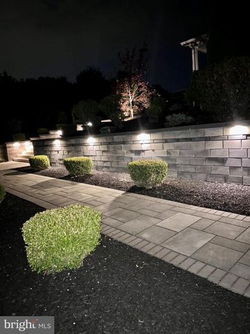 6551 RED TOP RD, Harrisburg, PA 17111