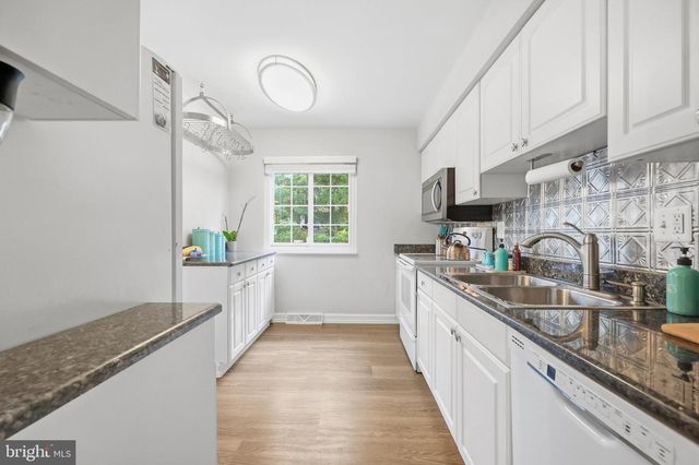 5459 BLUECOAT LN, Columbia, MD 21045