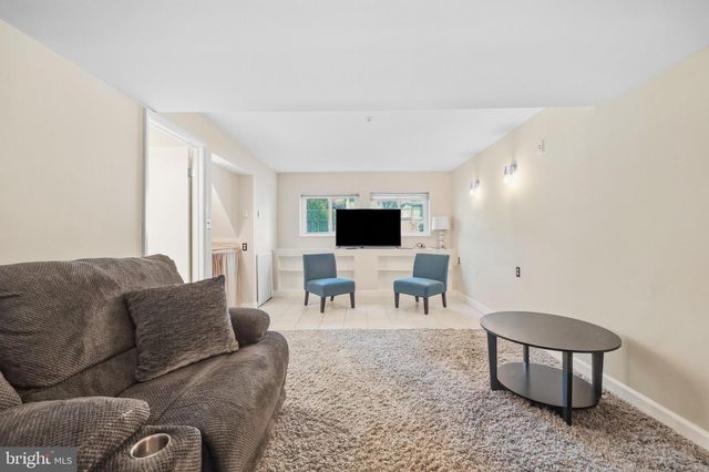 5459 BLUECOAT LN, Columbia, MD 21045