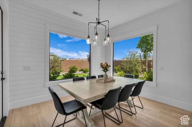 529 E 4290 S, Washington, UT 84780