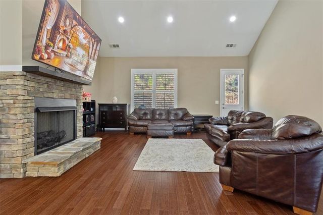 108 Madison Court, Jasper, GA 30143