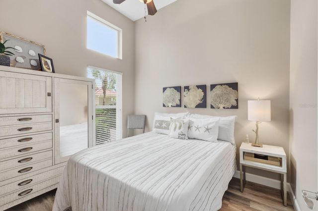 808 3RD AVENUE W 111, Bradenton, FL 34205