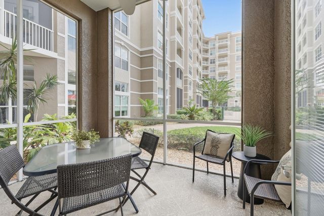 808 3RD AVENUE W 111, Bradenton, FL 34205