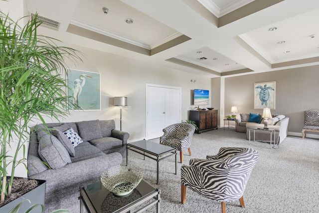 808 3RD AVENUE W 111, Bradenton, FL 34205