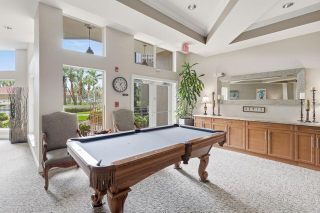 808 3RD AVENUE W 111, Bradenton, FL 34205