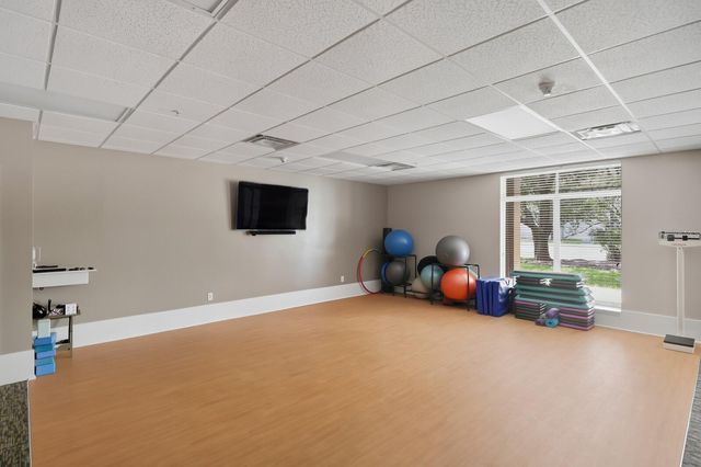 808 3RD AVENUE W 111, Bradenton, FL 34205