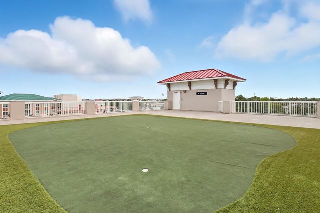 808 3RD AVENUE W 111, Bradenton, FL 34205