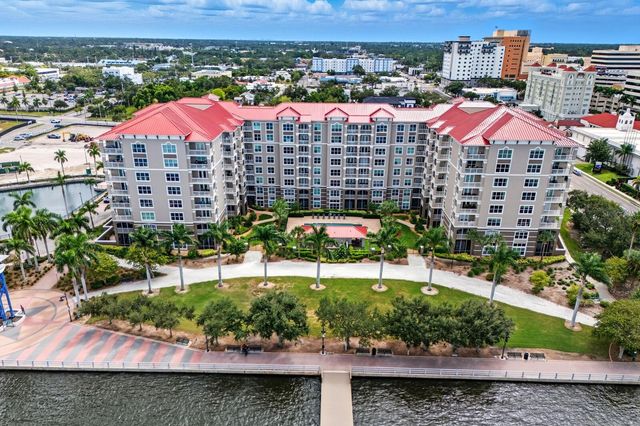 808 3RD AVENUE W 111, Bradenton, FL 34205