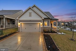 6594 PETUNIA TER, Haymarket, VA 20169