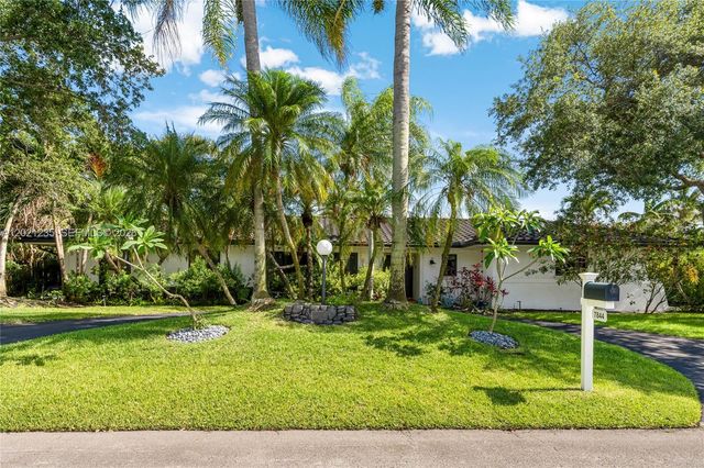 7844 SW 179th Ter, Palmetto Bay, FL 33157
