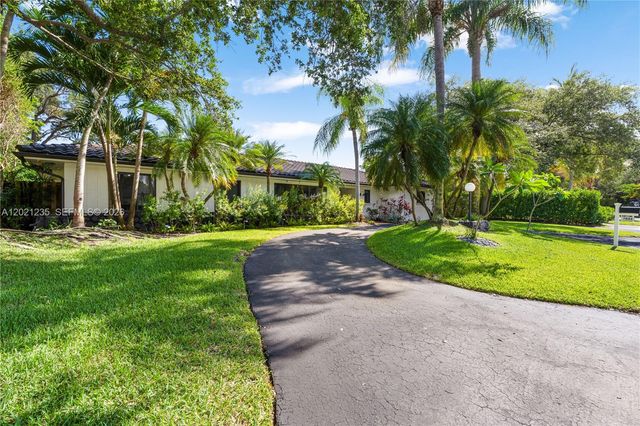 7844 SW 179th Ter, Palmetto Bay, FL 33157