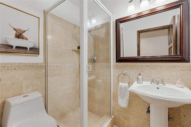 7844 SW 179th Ter, Palmetto Bay, FL 33157