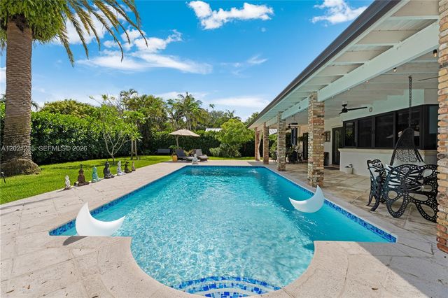 7844 SW 179th Ter, Palmetto Bay, FL 33157