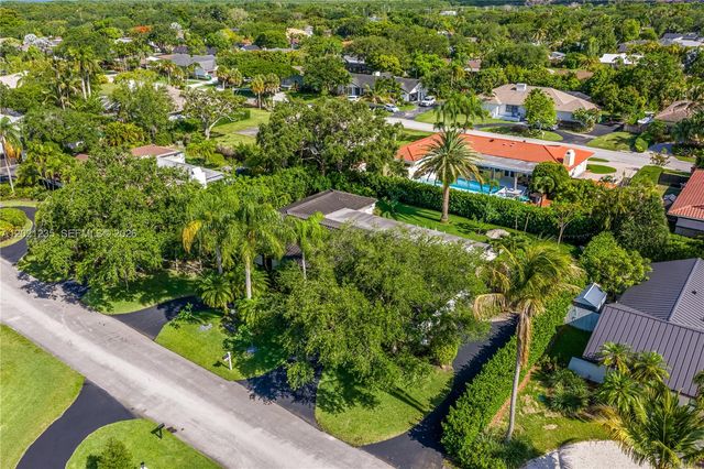 7844 SW 179th Ter, Palmetto Bay, FL 33157