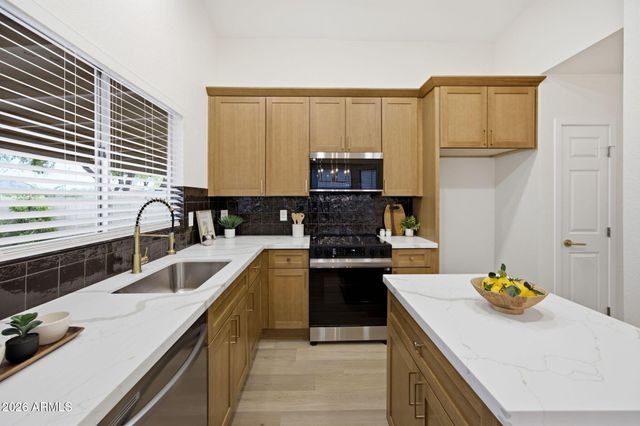 4035 W ELECTRA Lane, Glendale, AZ 85310