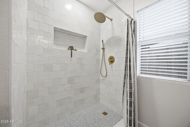 4035 W ELECTRA Lane, Glendale, AZ 85310