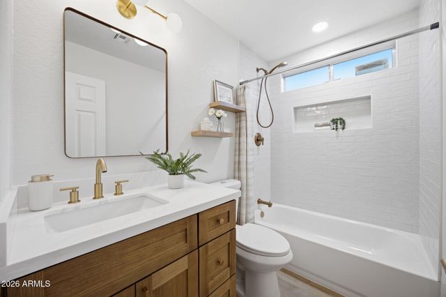 4035 W ELECTRA Lane, Glendale, AZ 85310