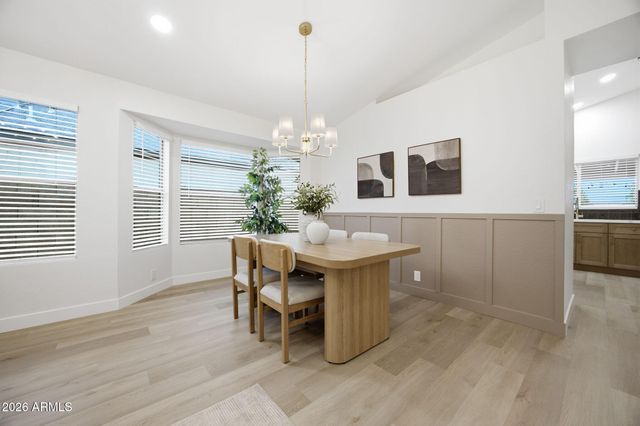 4035 W ELECTRA Lane, Glendale, AZ 85310
