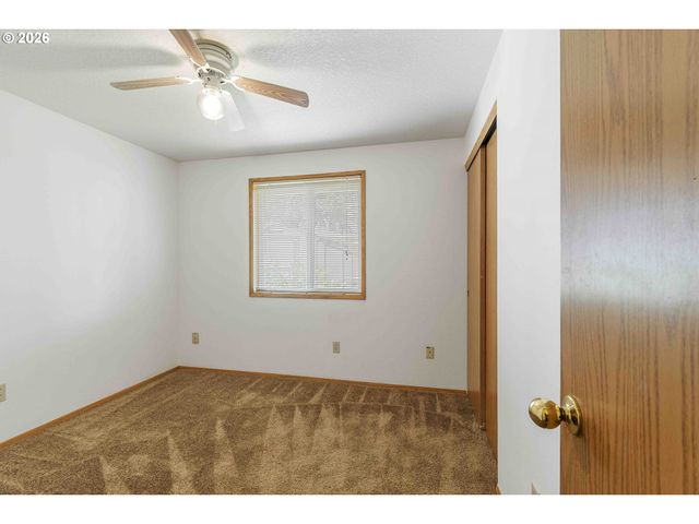 418 Ne 160TH Ave, Vancouver, WA 98684