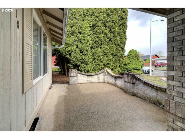 418 Ne 160TH Ave, Vancouver, WA 98684
