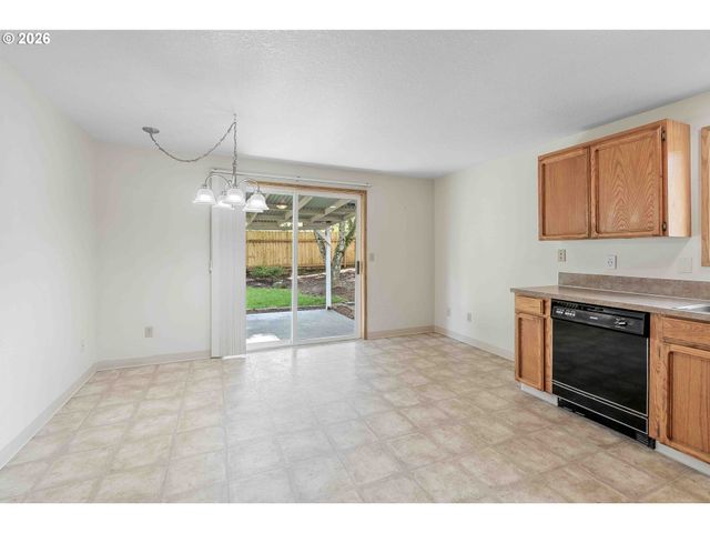 418 Ne 160TH Ave, Vancouver, WA 98684