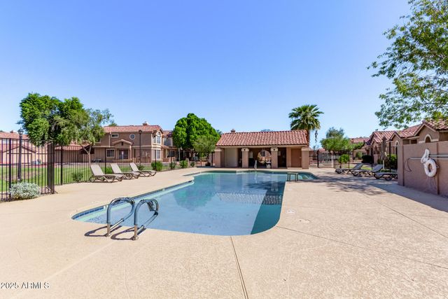 2875 W HIGHLAND Street 1112, Chandler, AZ 85224