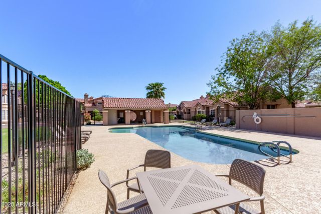 2875 W HIGHLAND Street 1112, Chandler, AZ 85224