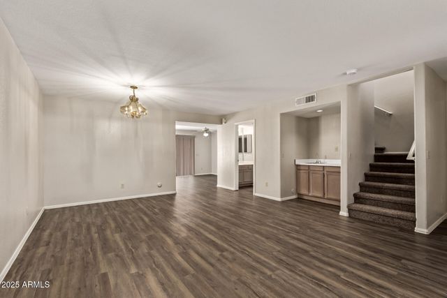 2875 W HIGHLAND Street 1112, Chandler, AZ 85224