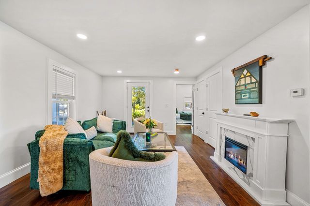 1091 Pucker Street, Stowe, VT 05672