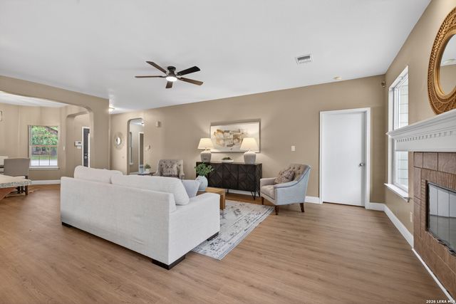 1640 Sunstone, New Braunfels, TX 78130