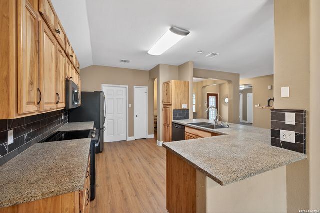 1640 Sunstone, New Braunfels, TX 78130