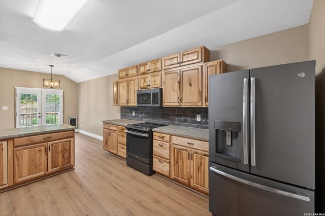 1640 Sunstone, New Braunfels, TX 78130