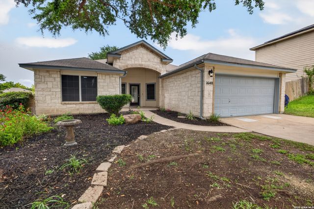 1640 Sunstone, New Braunfels, TX 78130