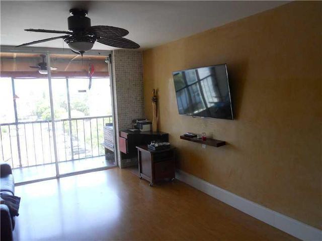 5321 NE 24th Terrace 512a, Fort Lauderdale, FL 33308